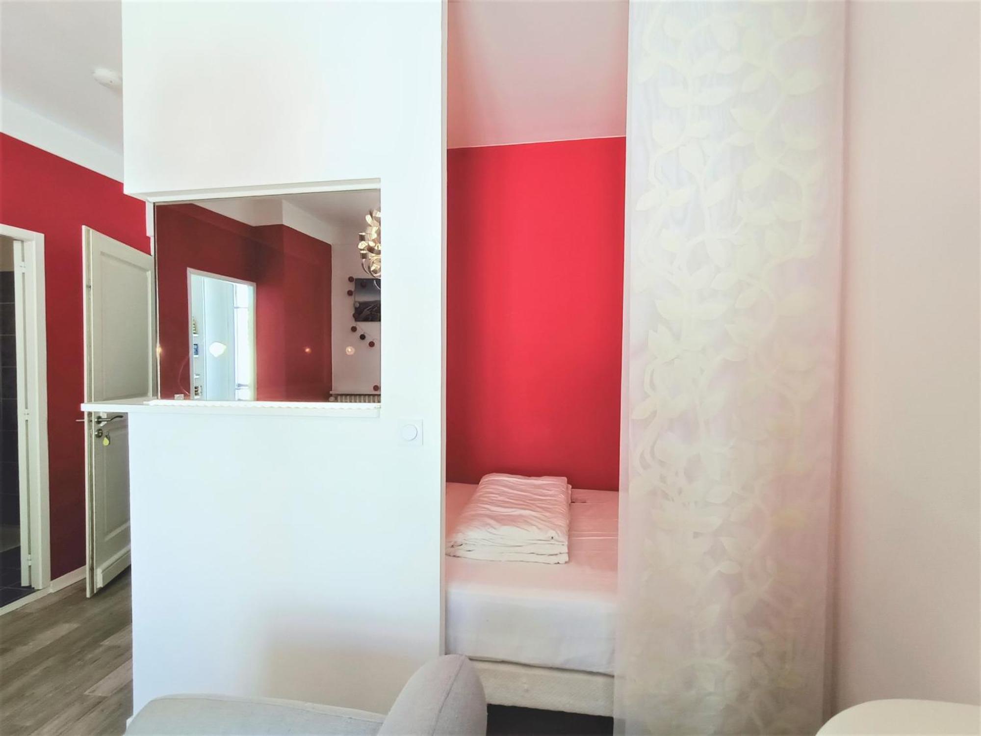 Appartement Aix-les-bains, 1 Pièce, 2 Personnes - Fr-1-555-43 *